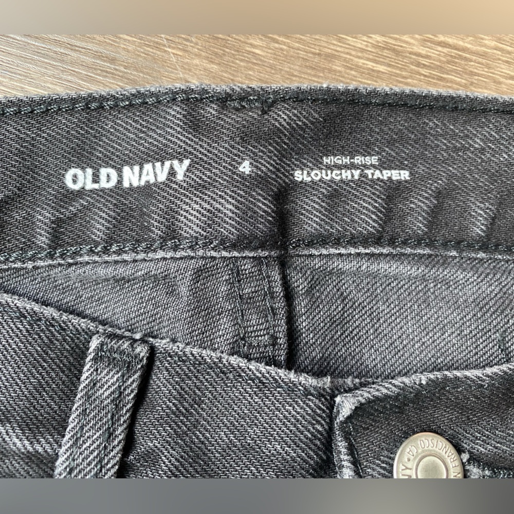 NWT Old Navy Women’s Black Slouchy Taper Jeans Size 4 - Picture 8 of 9